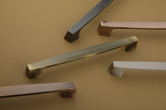 Brass Cabinet Handle – Code B0-016(1)