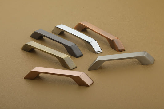 Brass Cabinet Handle – Code B0-016(14)